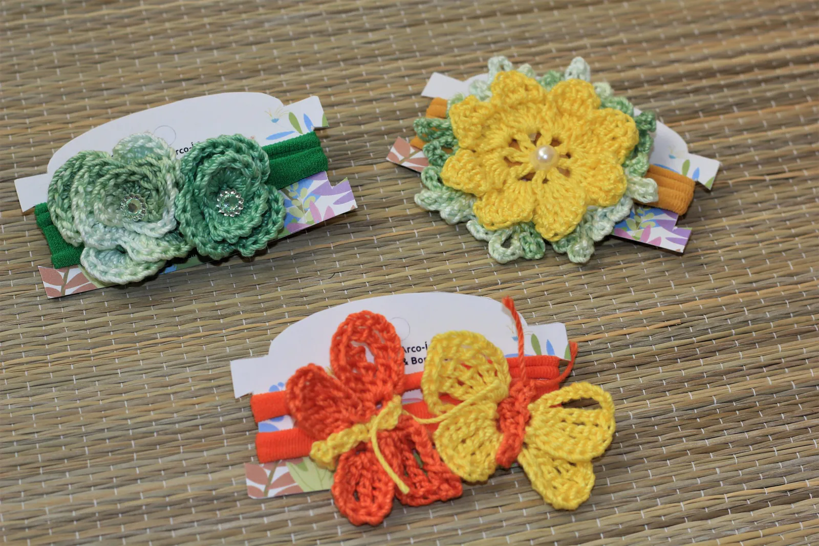 Fita em nylon com aplique em crochê — Arco-Íris & Borboletas