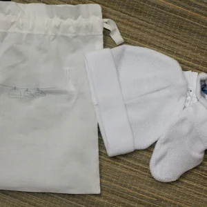 Kit gorro e botinhas — Arco-Íris & Borboletas